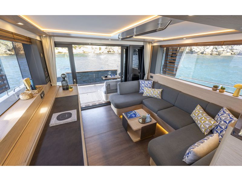 BENETEAU Swift Trawler 54